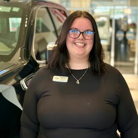 Staff member Mackenzie Macleod from ID_5d7b25