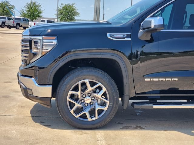 2026 GMC Sierra 1500 SLT - Photo 8