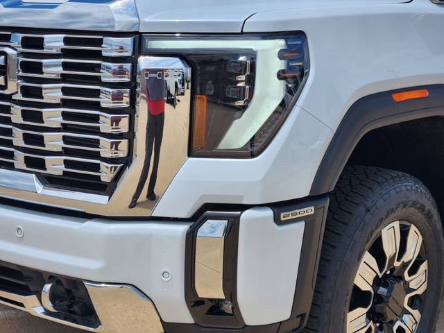 2026 GMC Sierra 2500HD Denali - Photo 8
