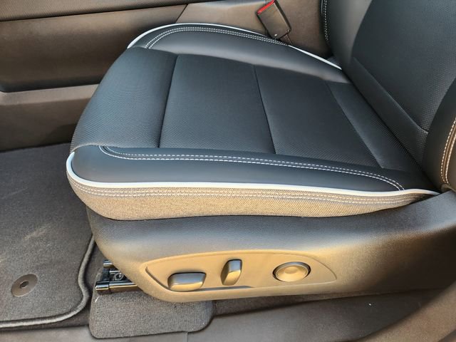 2026 GMC Sierra EV Elevation - Photo 18