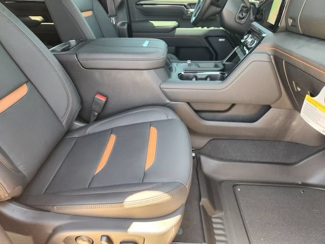 2026 GMC Sierra 2500HD AT4 - Photo 12