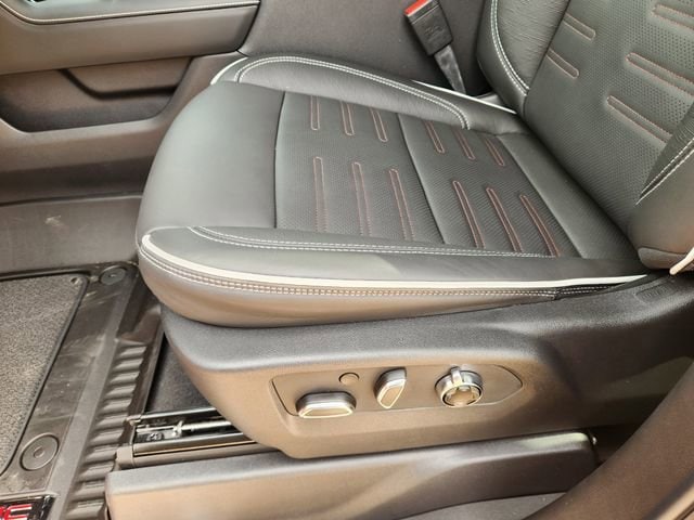 2026 GMC Sierra 1500 AT4X - Photo 18