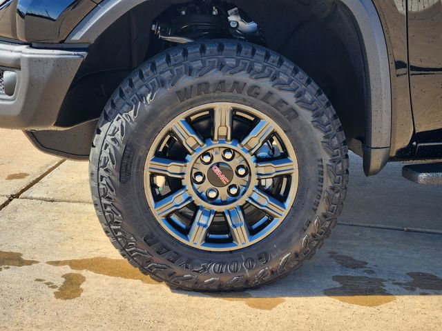 2026 GMC Sierra 1500 AT4X - Photo 10