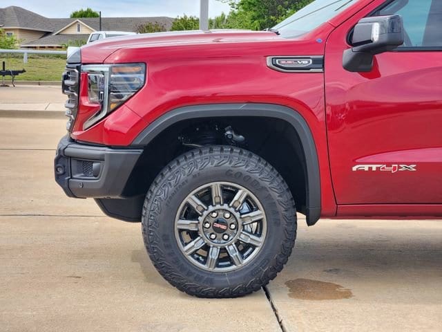 2026 GMC Sierra 1500 AT4X - Photo 9