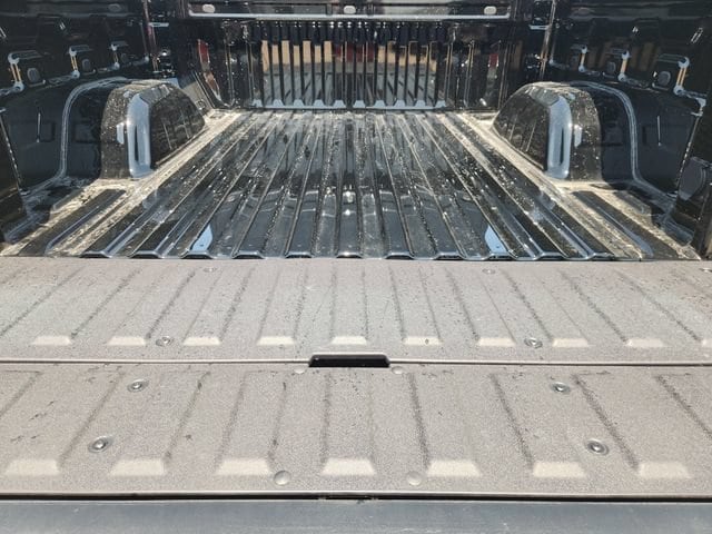 2026 GMC Sierra 1500 SLT - Photo 20