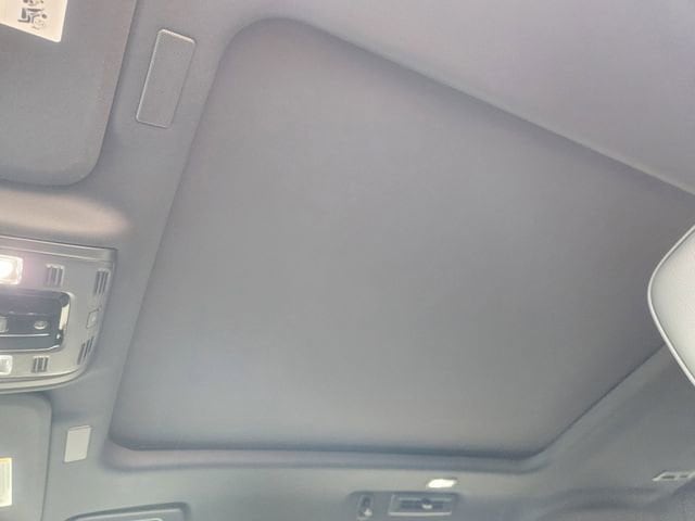 2026 GMC Yukon XL Denali - Photo 19