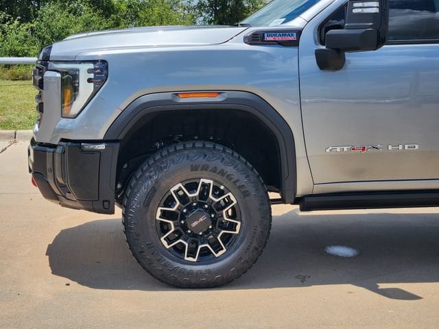 2026 GMC Sierra 2500HD AT4X - Photo 9