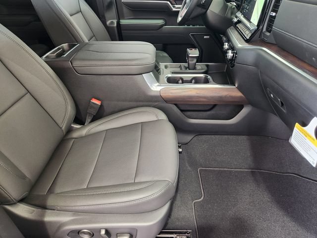 2026 GMC Sierra 1500 SLT - Photo 12