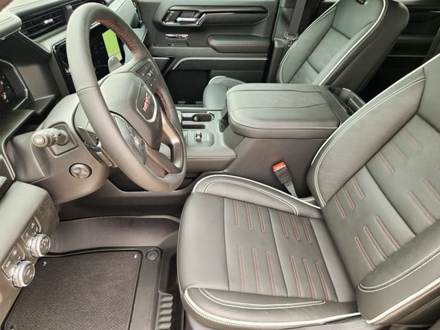 2026 GMC Sierra 1500 AT4X - Photo 11