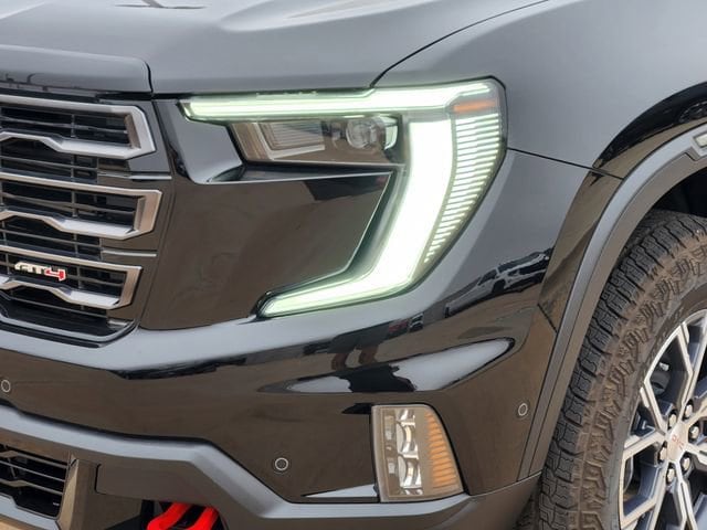 2026 GMC Acadia AT4 - Photo 9