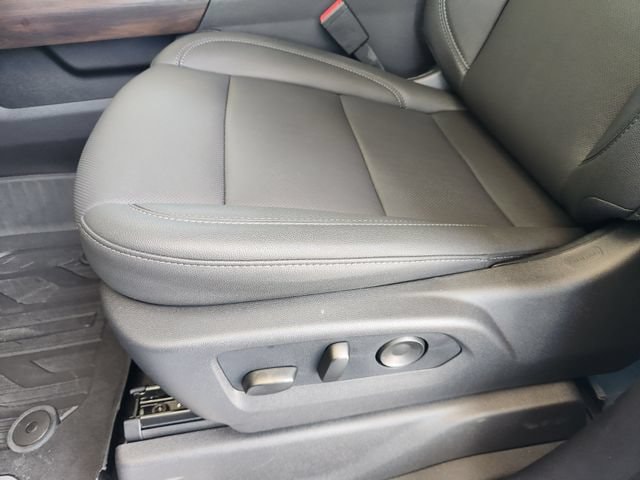 2026 GMC Sierra 1500 SLT - Photo 18