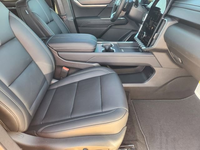 2026 GMC Acadia Elevation - Photo 12