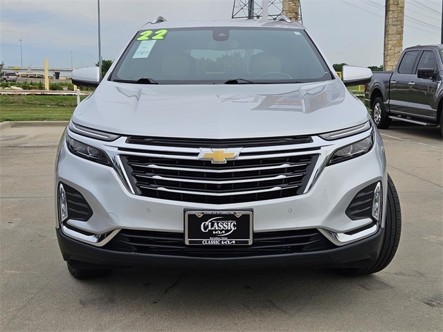 Used 2022 Chevrolet Equinox Premier with VIN 3GNAXXEV8NS156050 for sale in Carrollton, TX
