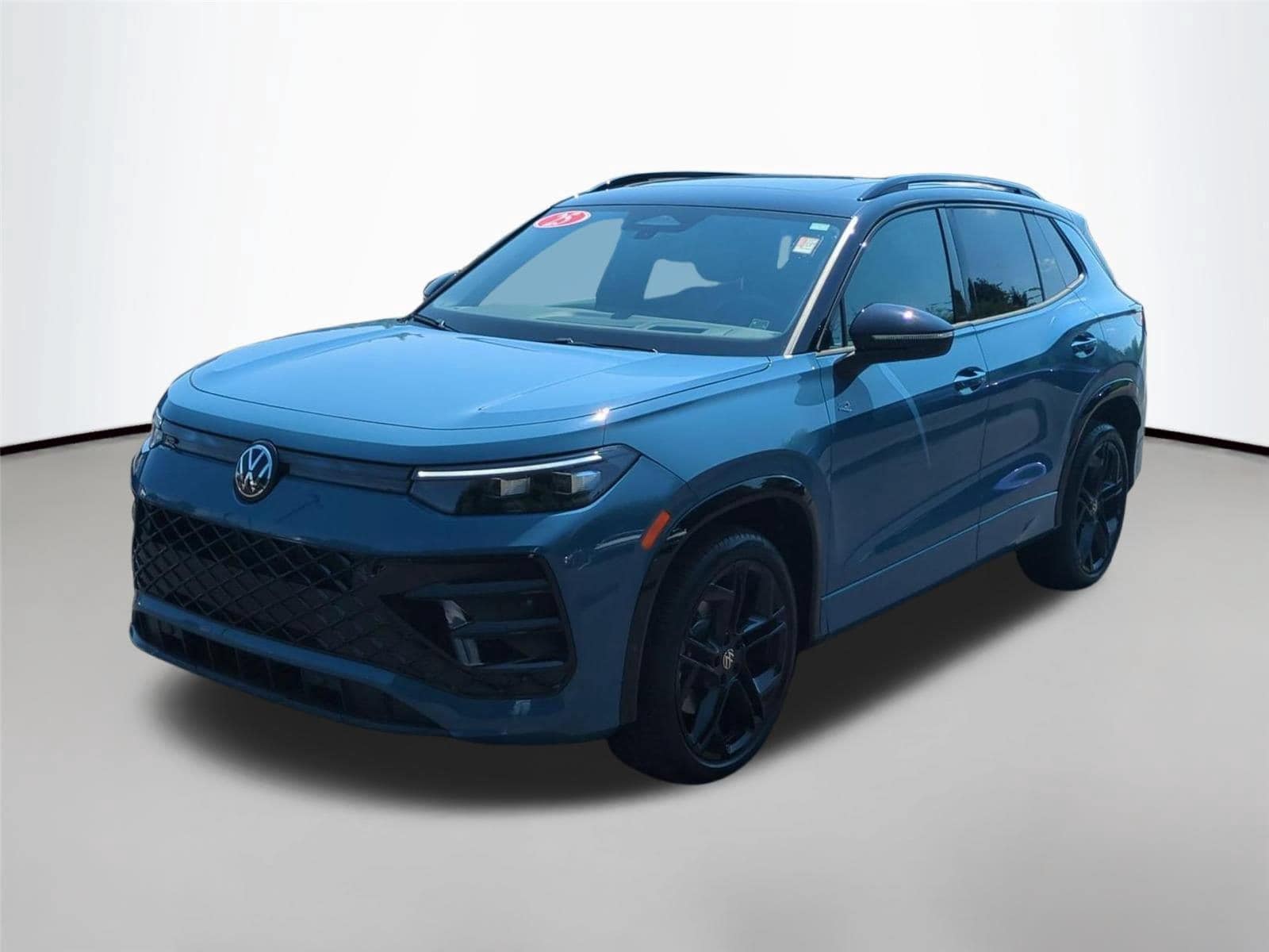 2025 Volkswagen Tiguan SE R-LINE BLACK
