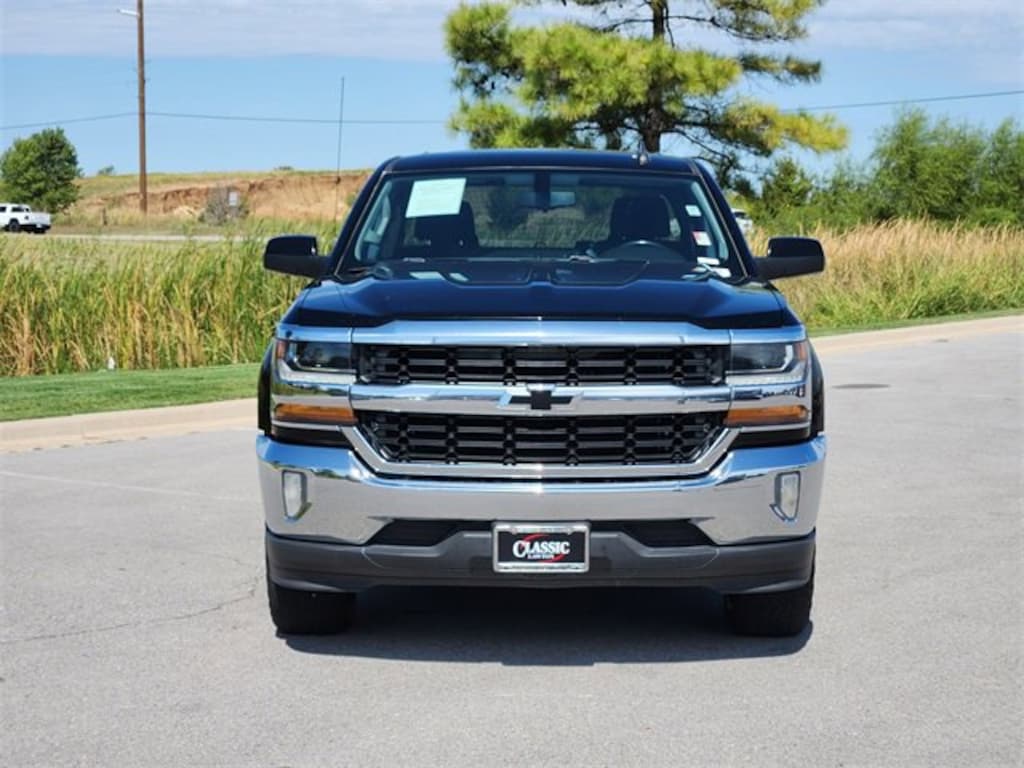 Used 2017 Chevrolet Silverado 1500 LT Truck Crew Cab