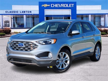 2022 Ford Edge Titanium SUV