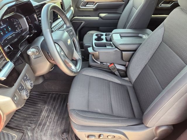 2025 Chevrolet Silverado 1500 LT - Photo 15
