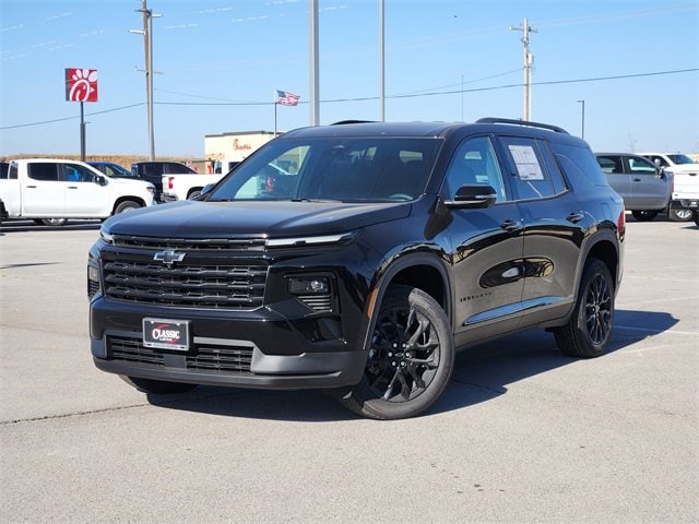 2026 Chevrolet Traverse LT's photo