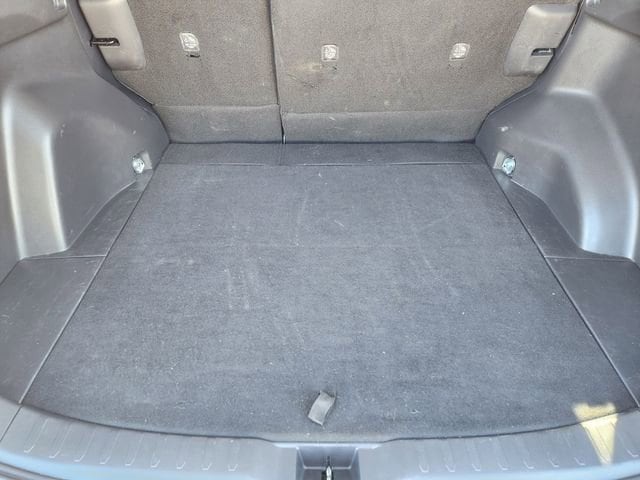 2023 Toyota RAV4 XLE - Photo 32