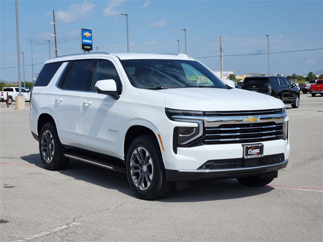 2025 Chevrolet Tahoe LT photo 3