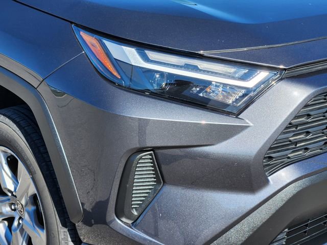 2023 Toyota RAV4 XLE - Photo 9