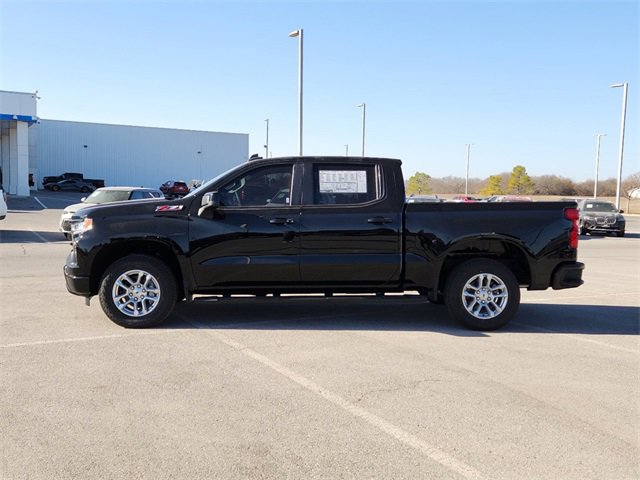 2025 Chevrolet Silverado 1500 RST photo 4