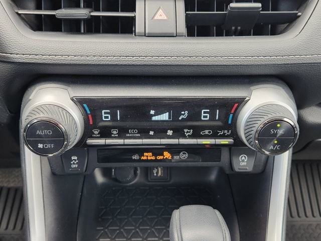2023 Toyota RAV4 XLE - Photo 20
