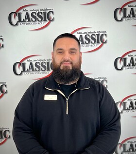 Staff member JUSTIN LOPEZ from b5ef3b5cd531