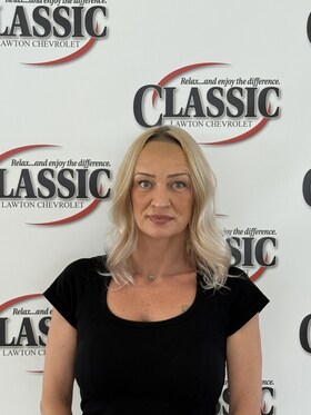 Staff member OLIVIA HARTMAN from 487951e79ec8