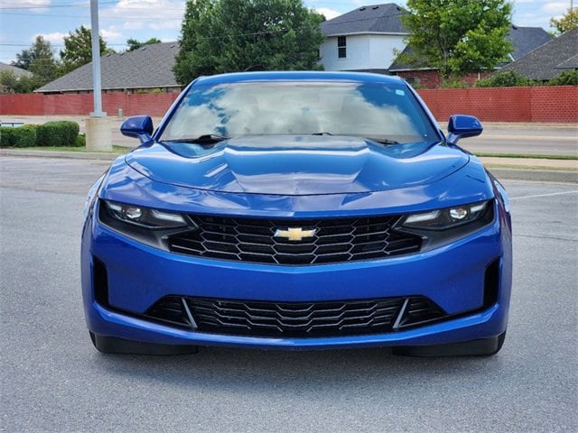 Used 2019 Chevrolet Camaro 1LT with VIN 1G1FB1RX5K0159425 for sale in Lawton, OK