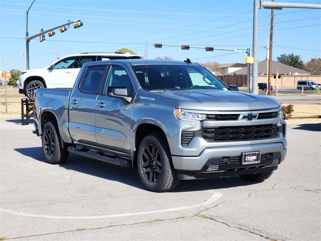2026 Chevrolet Silverado 1500 RST photo 3