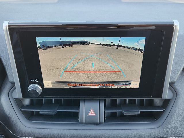 2023 Toyota RAV4 XLE - Photo 20