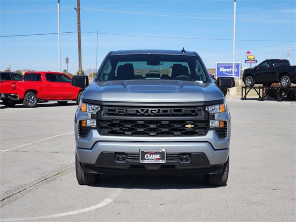 New 2026 Chevrolet Silverado 1500 Custom Truck