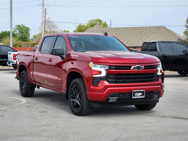 2025 Chevrolet Silverado 1500 RST photo 3