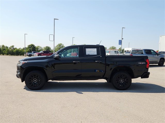 2026 Chevrolet Colorado Work Truck photo 4