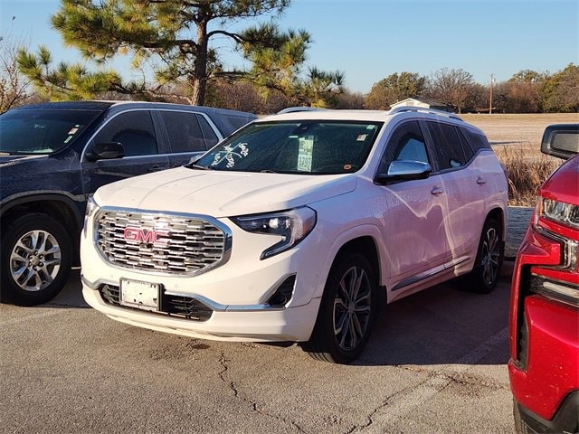 2020 GMC Terrain Denali's photo