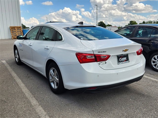 2020 Chevrolet Malibu LS photo 3