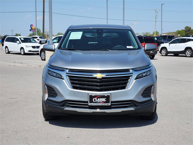 2024 Chevrolet Equinox LT photo 2