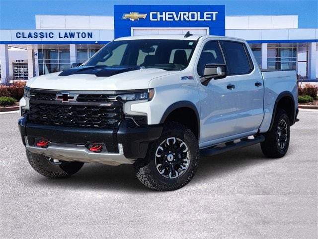 2023 Chevrolet Silverado 1500 ZR2's photo