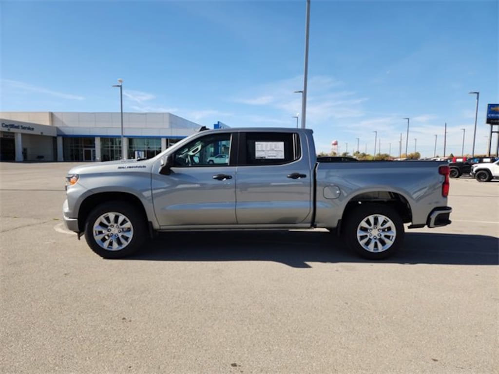 New 2026 Chevrolet Silverado 1500 Custom Truck