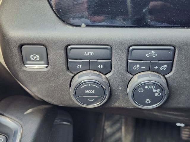 2025 Chevrolet Silverado 1500 LT - Photo 25
