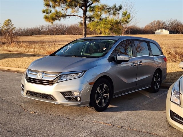 2020 Honda Odyssey Touring's photo