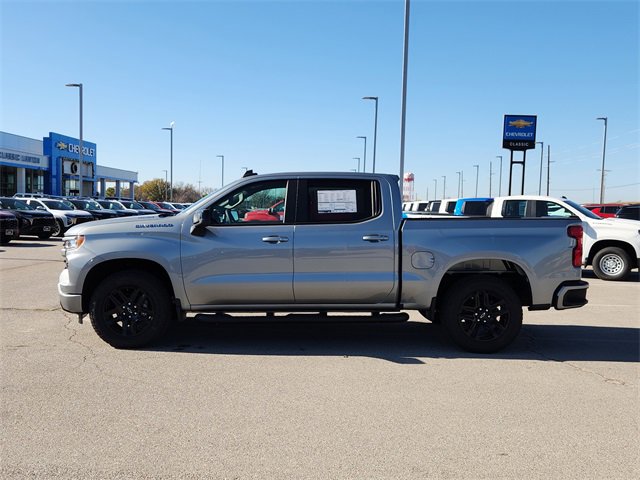2026 Chevrolet Silverado 1500 RST photo 4