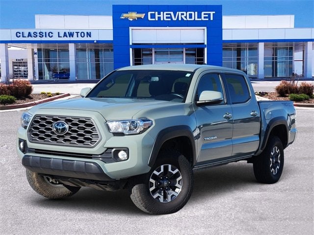 2023 Toyota Tacoma SR5's photo