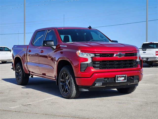 2025 Chevrolet Silverado 1500 RST photo 3