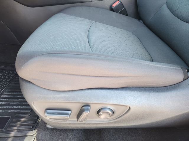 2023 Toyota RAV4 XLE - Photo 26