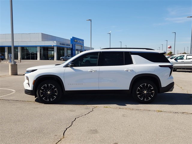 2026 Chevrolet Traverse photo 4