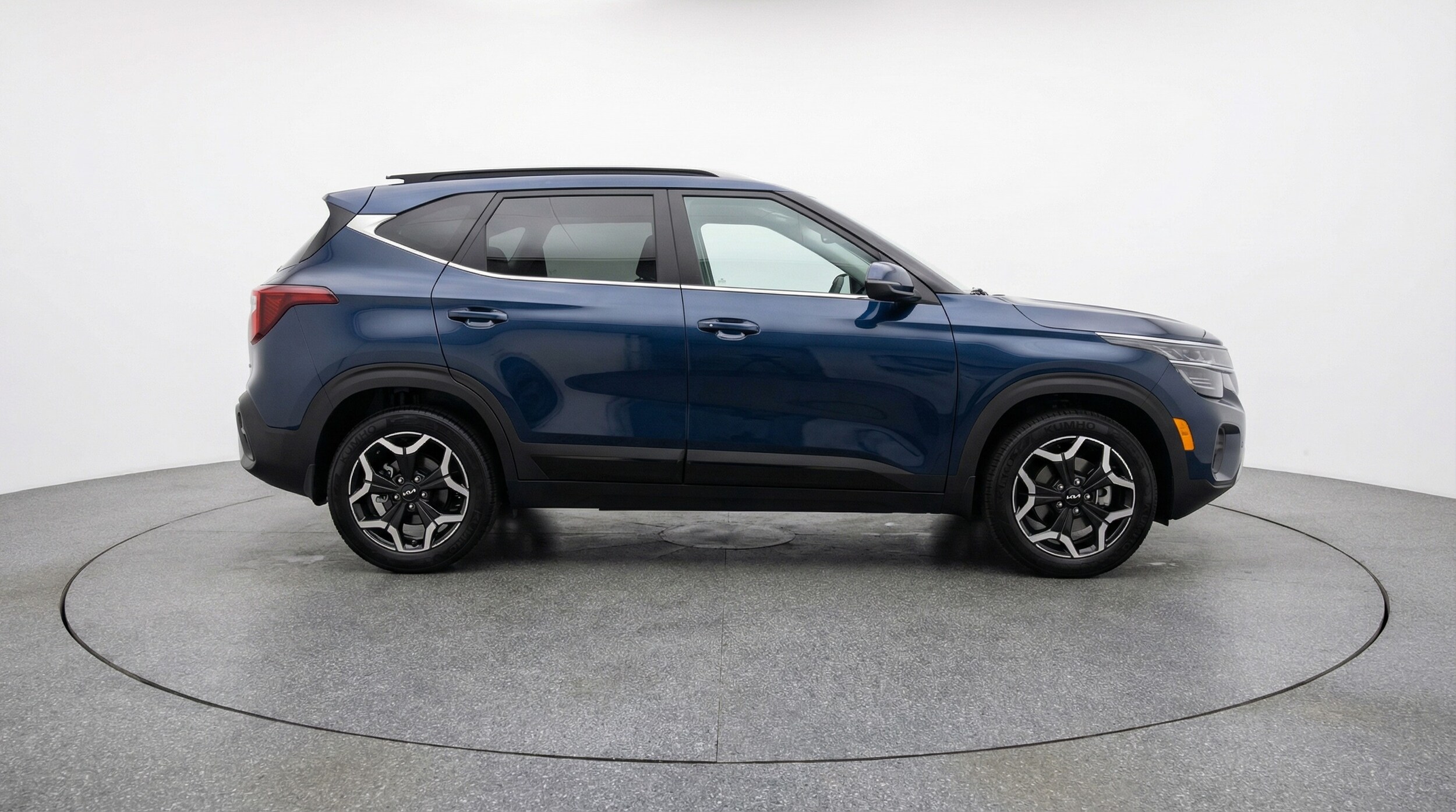 Thumbnail: 2025 Kia Seltos - 8