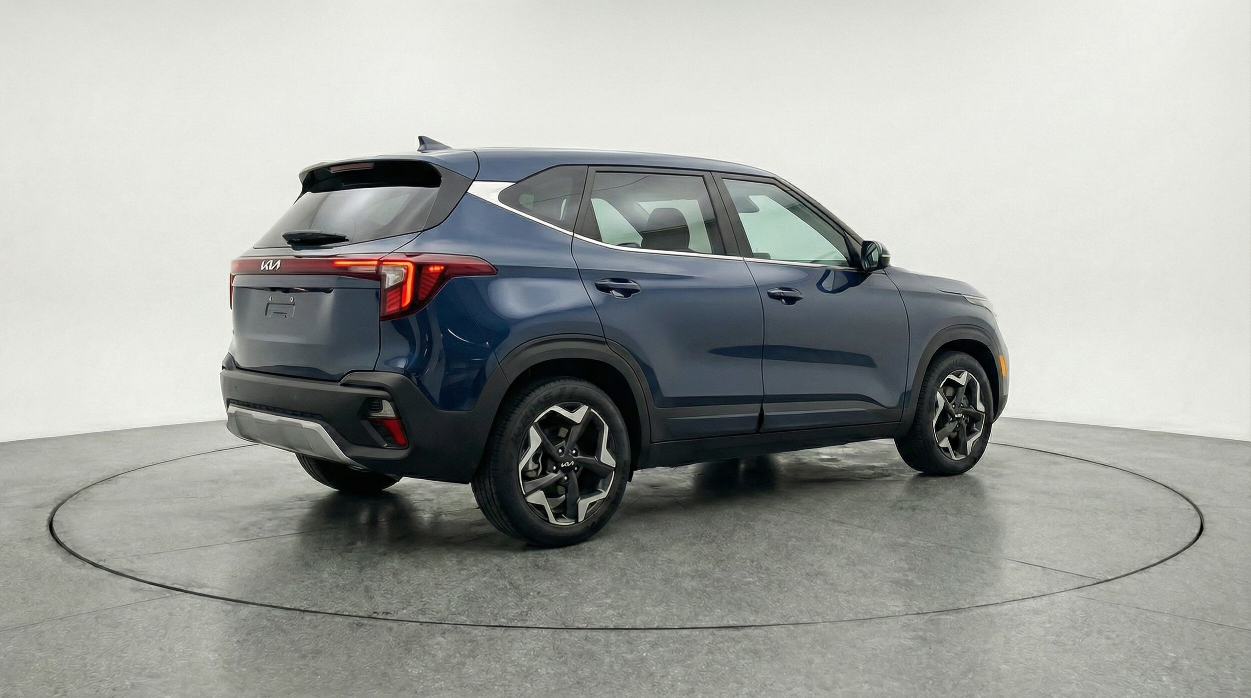 Thumbnail: 2025 Kia Seltos - 7