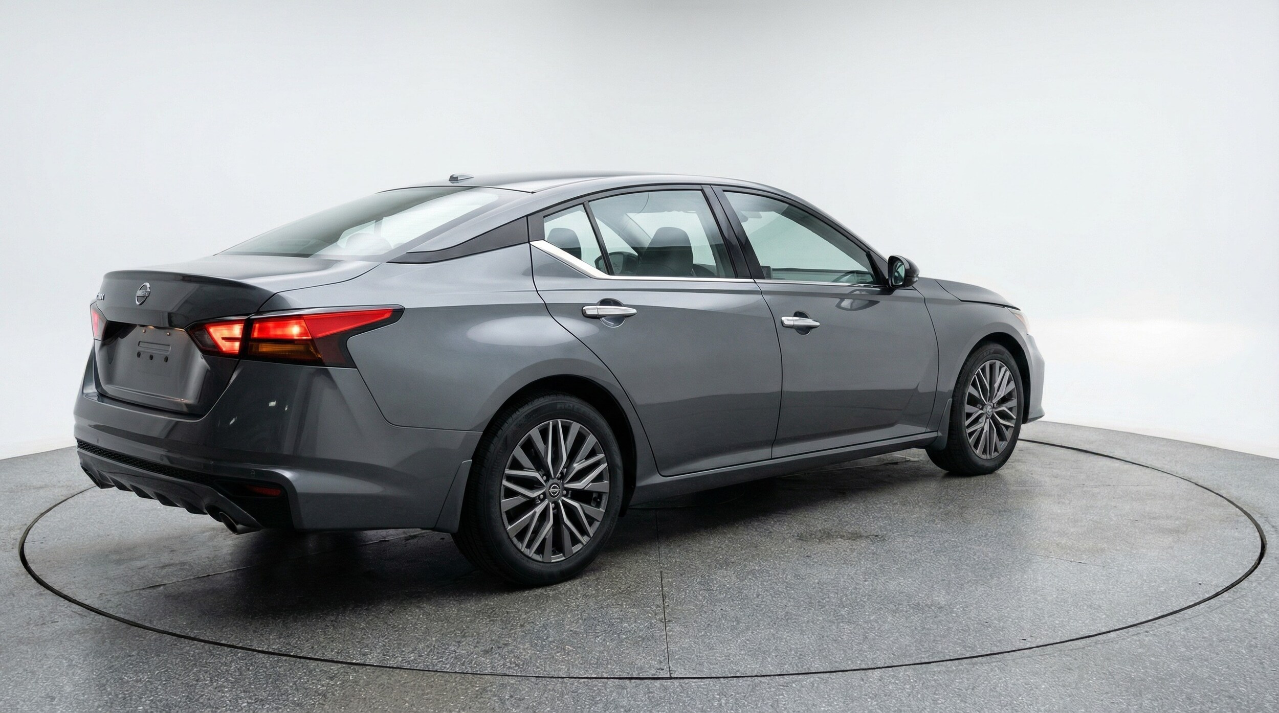 Thumbnail: 2025 Nissan Altima - 7